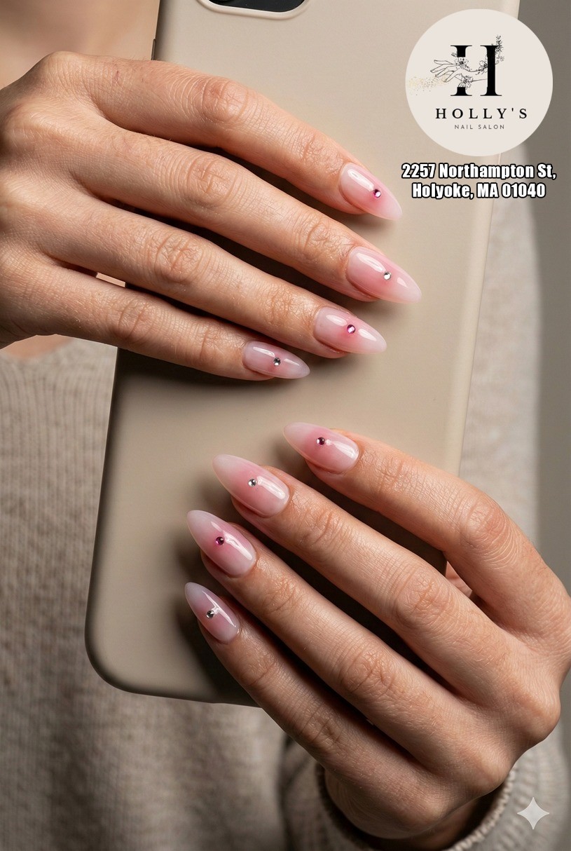 Holly's Nail Salon 